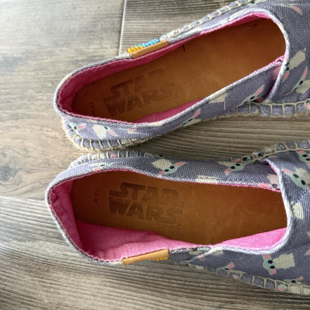 Star Wars Baby Yoda Grogu Ubuntu Espadrilles Shoes Women’s 7.5W Slip On Gray - Picture 3 of 8